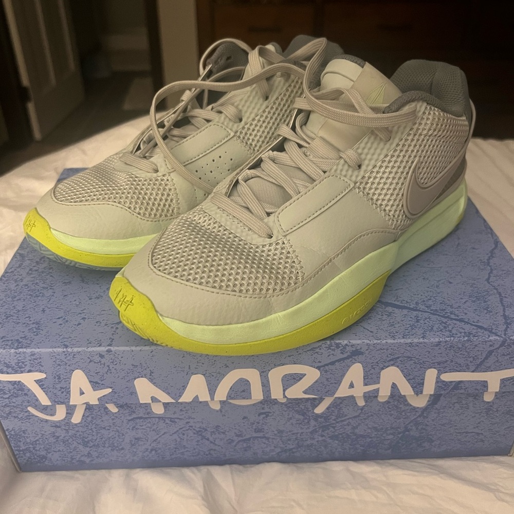 Nike Ja Morant 1s